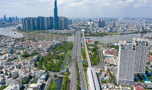 Metro số 1 sắp đi vào hoạt động, giá chung cư dọc tuyến metro chạm mốc 450 triệu đồng/m2